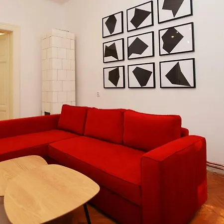 아파트 New Central Apt With Great City Vibes! *