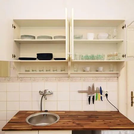 New Central Apt With Great City Vibes! 프라하